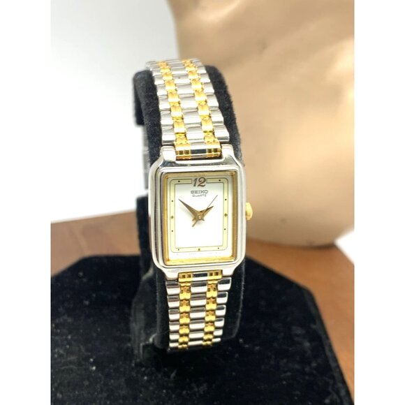 Seiko Women's Watch V401-5129 Quartz Petite Tank Rectangle White Dial Two Tone - Picture 11 of 12